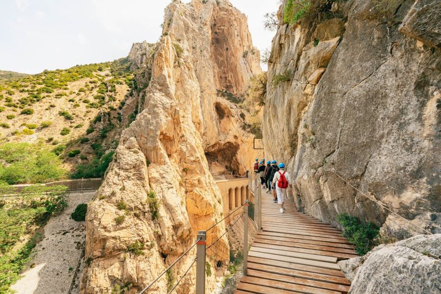 Caminito del Rey: Tickets, Guided Tour, Shuttle & Water - Getting there and finding Hotel La Garganta fast