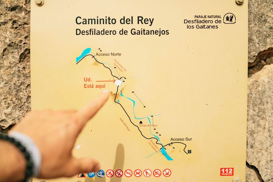 Caminito del Rey: Tickets, Guided Tour, Shuttle & Water - Pace, group flow, and how the guides affect the day