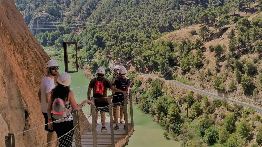 Caminito del Rey: Trekking Tour with Hiking Guide - Safety rules that actually help you enjoy the walk