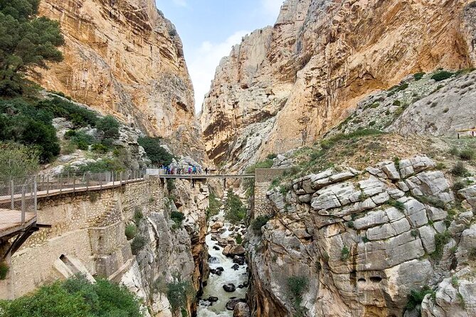 Caminito del Rey with Pickup from Malaga City - Photo strategy: what to pack so your pictures look like your memory