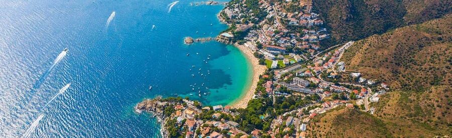 Cap Norfeu: Costa Brava Catamaran Trip with Underwater Views - Who Should Book This Cap Norfeu Catamaran Trip