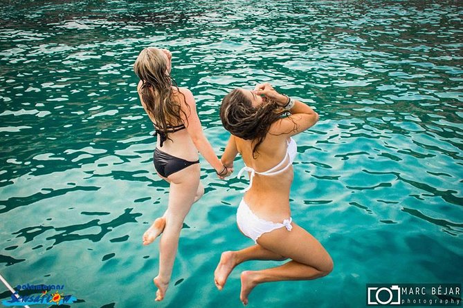 Catamaran ride -Costa Brava with barbecue and drinks. Familiar. - Price and Value: Is Around $60 a Good Deal?
