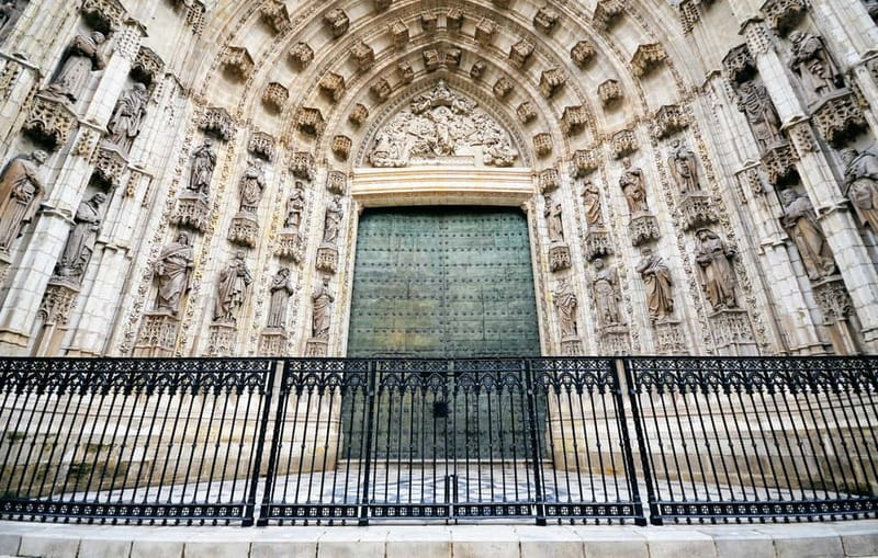 Cathedral and Giralda Entry Ticket with Audio Guide - The Giralda Tower Climb: Easy Ramps and Big Panoramas