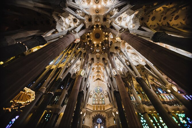 Complete Gaudi Tour: Casa Batllo, Park Guell & Sagrada Familia - La Pedrera (Casa Milà): exterior only, still worth your time