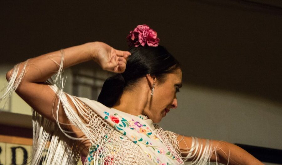Córdoba: Flamenco Show Ticket with Drinks - Key highlights