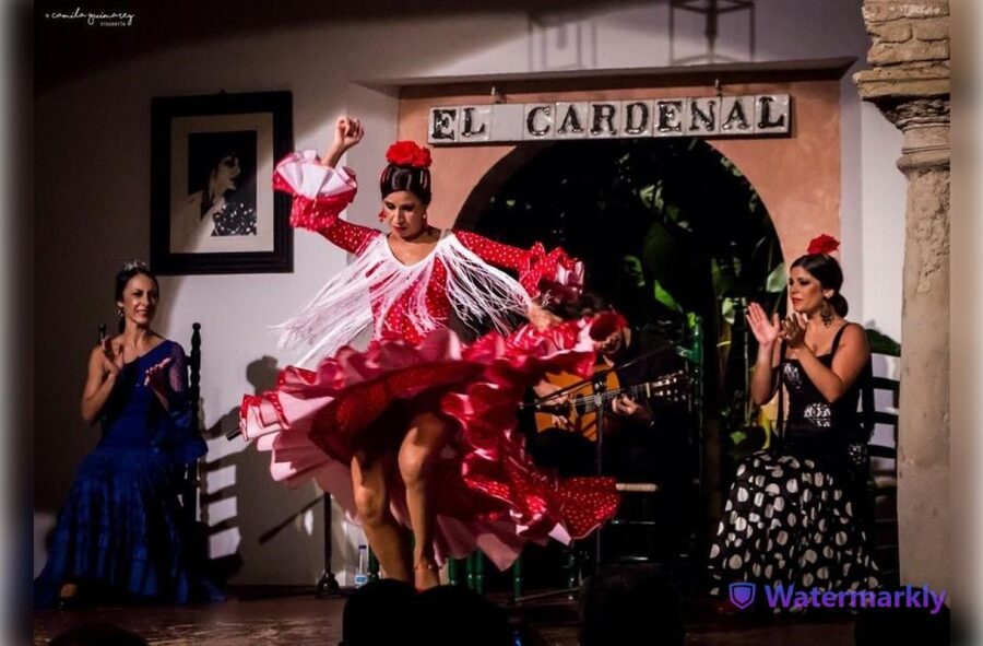 Córdoba: Flamenco Show Ticket with Drinks - Córdoba timing: where this show fits with the city