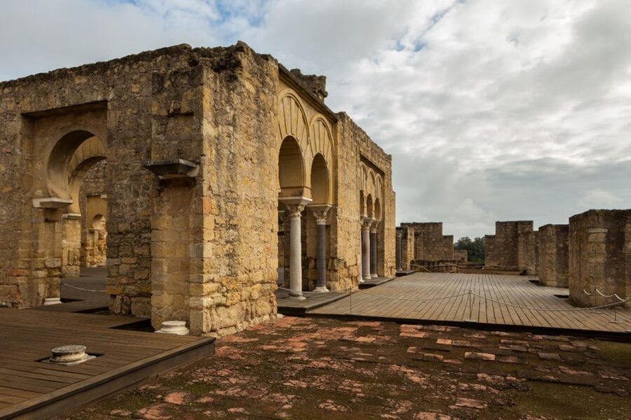 Cordoba: Medina Azahara 3–Hour Guided Tour - Entering Medina Azahara, Built for Maximum Impact