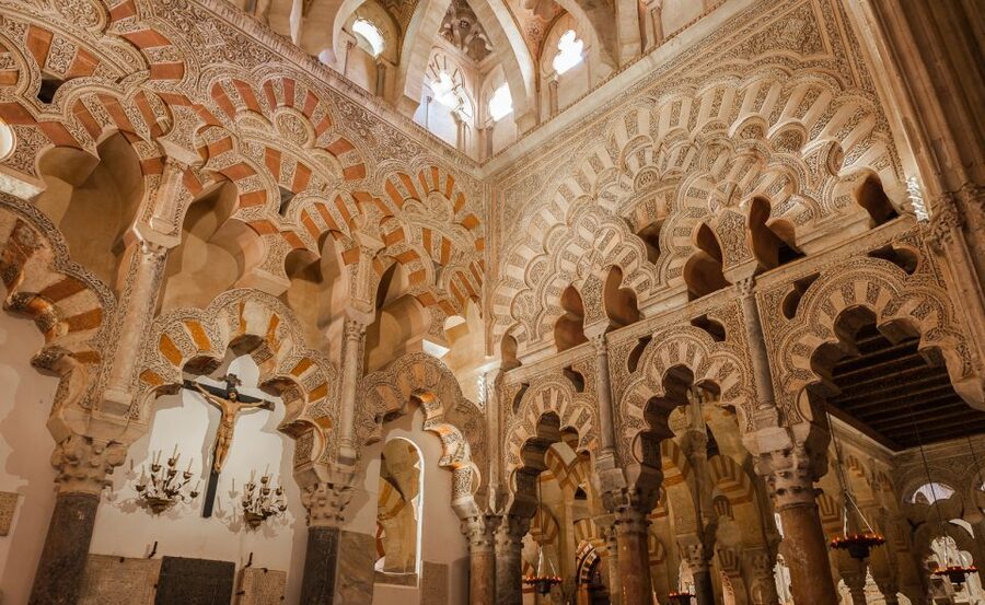 Cordoba Mosque-Cathedral: Skip-the-Line Guided Tour - The art historian guide, how names like Fatima, Maria, and Patricia fit in