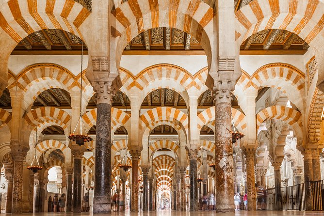 Cordoba Mosque & Jewish Quarter Guided Tour with tickets - Headphones, group size, and hearing your guide in real conditions