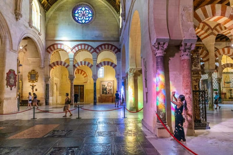 Córdoba: Mosque, Jewish Quarter & Tour with Ticket - Inside the Prayer Hall: arches, the mihrab, and the building’s changing logic