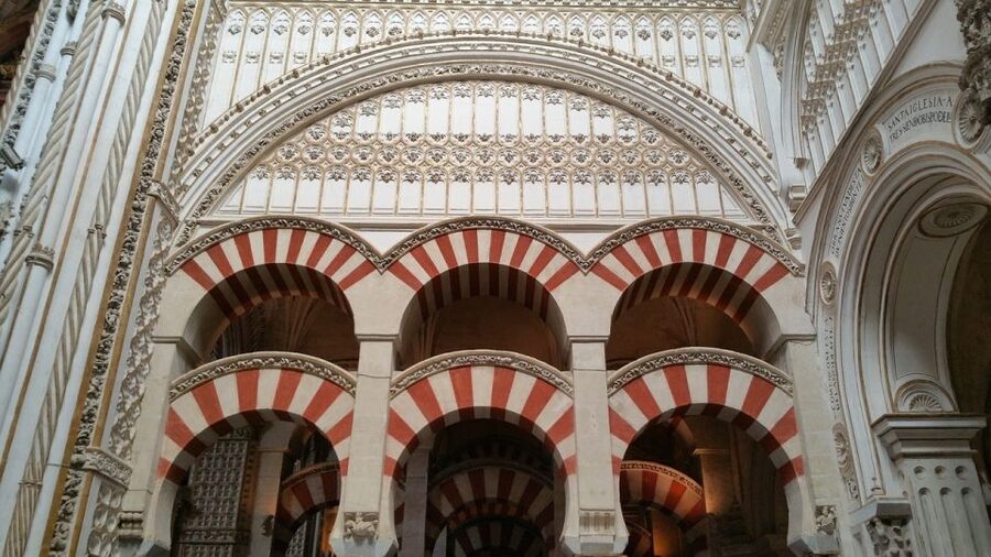 Cordoba Mosque & Jewish Quarter Tour with Tickets - Should You Book This Tour of Córdoba Mosque-Cathedral and the Jewish Quarter?