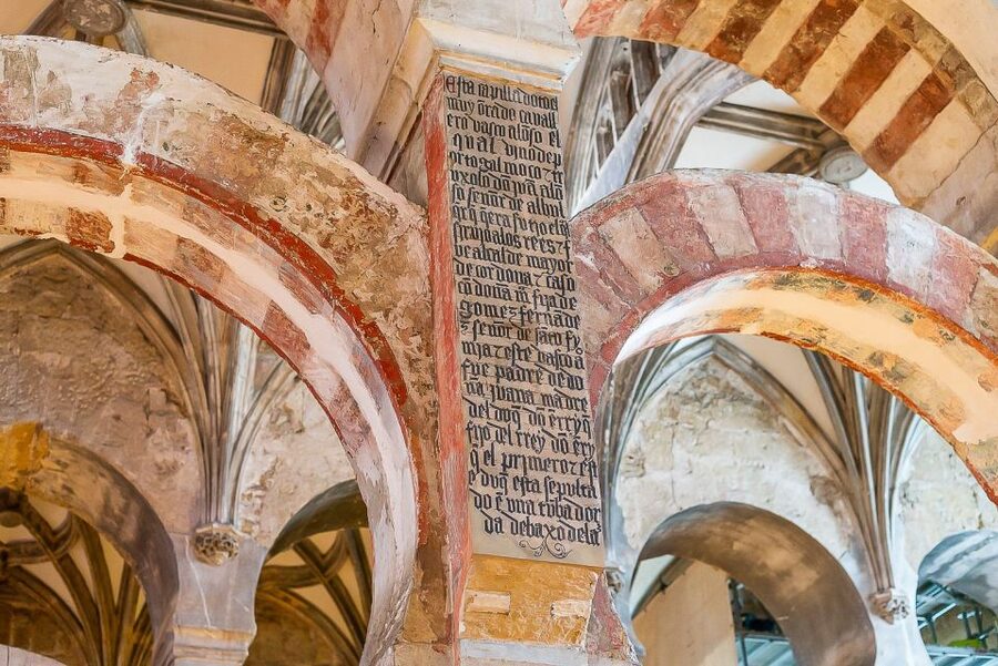 Córdoba: Skip-the-Ticket-Line Mosque-Cathedral Guided Tour - How Moorish Spain becomes visible in stone and shape