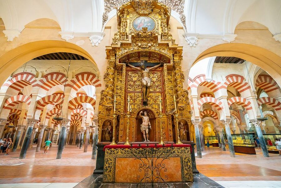Córdoba: Skip-the-Ticket-Line Mosque-Cathedral Guided Tour - Price and value: is $31 worth it for a monument this big?