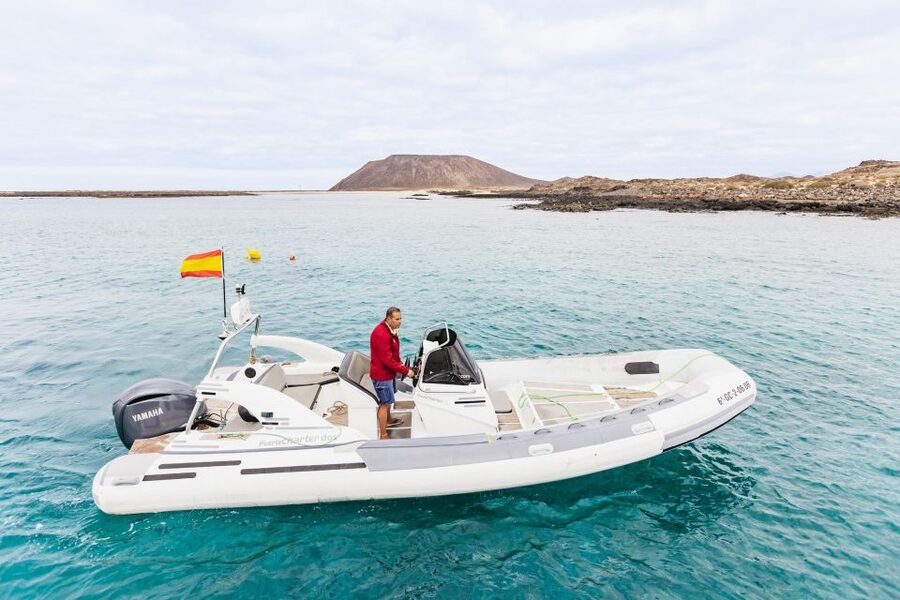 Corralejo: Lobos Island Catamaran Tour with Drinks & Snorkel - Key things to know before you go