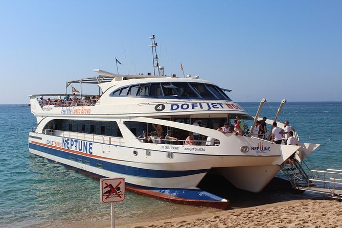 Costa Brava Day Sightseeing Tour with Boat Trip from Barcelona - The DOFIJETS boat ride: cliffs, sea air, and a built-in break