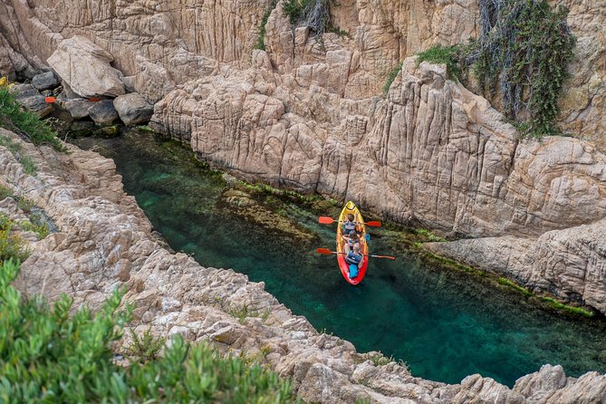 Costa Brava Kayak & Snorkel Tour + Picnic from Barcelona - Kayak Basics, Safety Brief, and That Not-So-Lazy Upper-Body Workout