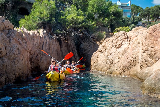 Costa Brava Kayaking and Snorkeling Small Group Tour with Lunch - Beach Time at S’Agaró: Lunch and a Reset After the Workout