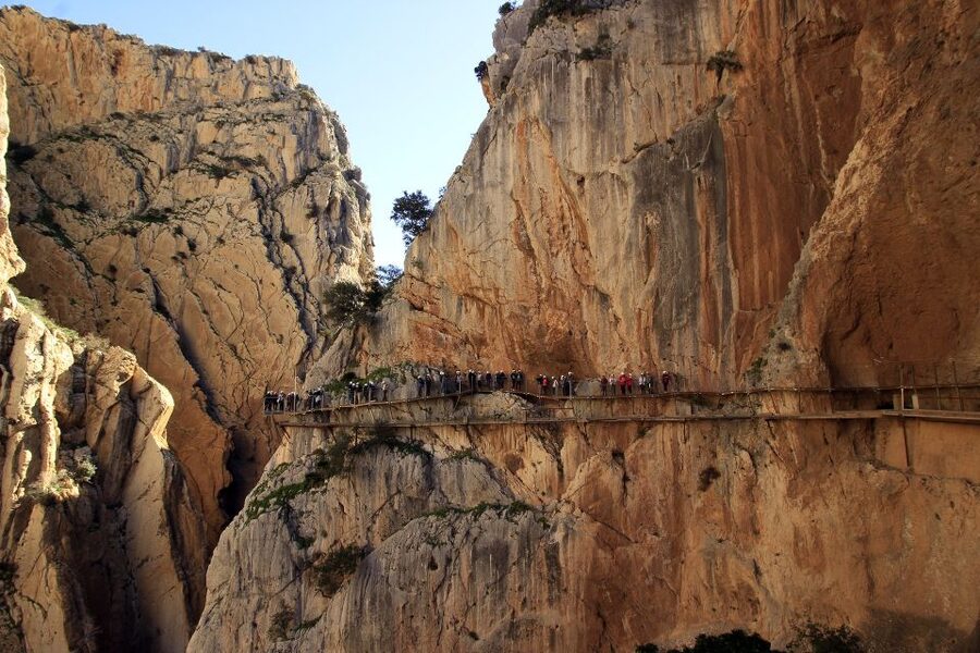 Costa del Sol: Caminito del Rey Guided Trip - The Desfiladero de los Gaitanes crossing: where the adrenaline hits