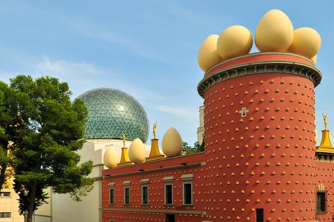 Dali Museum & Cadaques Small Group Tour with Hotel pick-up - Key Things to Know Before You Go