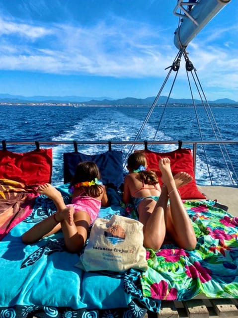 Denia: Cova Tallada Catamaran Tour and Swimming Stop - Price and value: about $21 for a scenic ride plus a swim