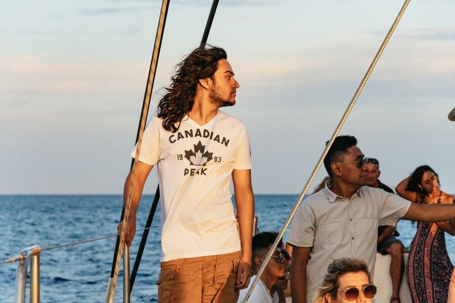 Dénia: Daytime or Sunset Catamaran Cruise - Sunset Sailing: Cava, Chill-Out Music, and the Best Seating Strategy
