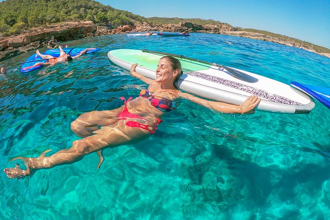 Discover the best corners of the island in paddle surf - Who This SUP Tour Fits Best