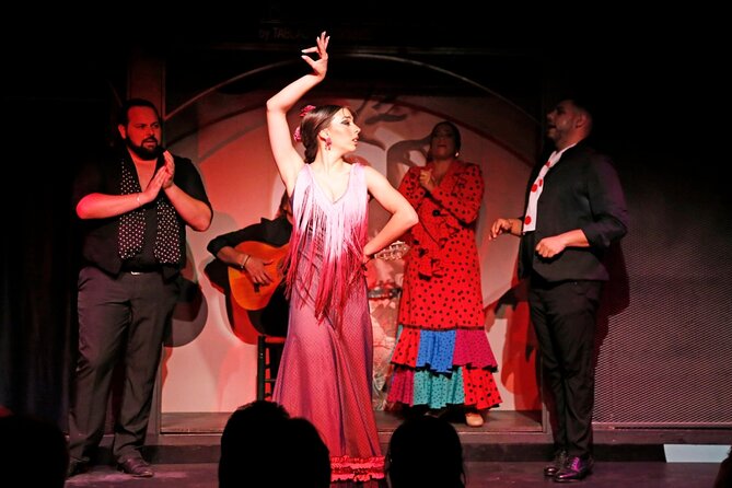 El Duende Flamenco Show with drink option at La Rambla Barcelona - The sound and the stage setup: why it feels intimate (and what to watch for)