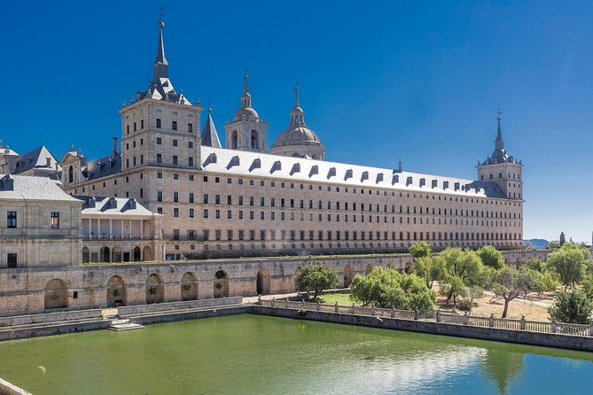 Escorial Monastery and the Valley of the Fallen from Madrid - Bilingual Guidance and the Group Pace: What to Expect With English