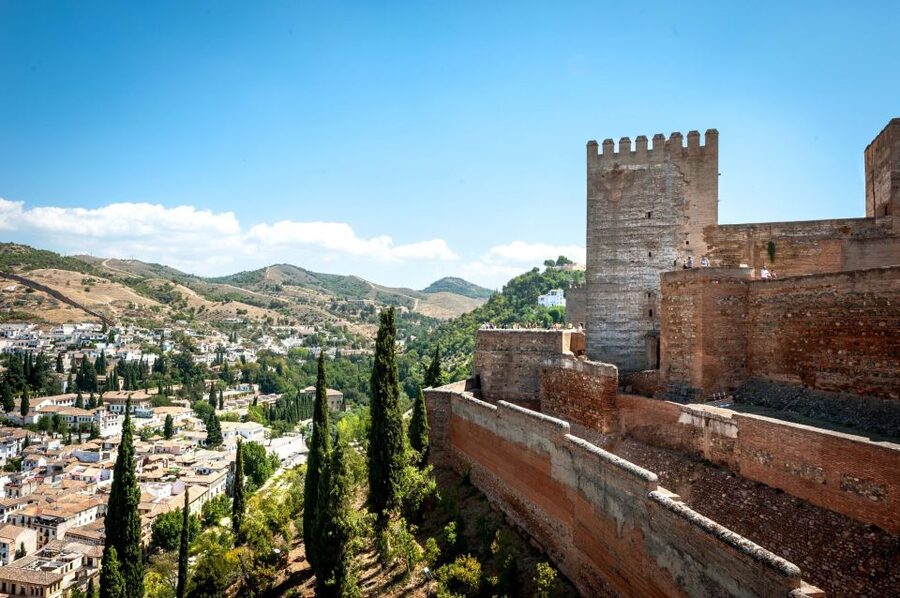 Fast-Track Alhambra & Nasrid Palaces Guided Tour - Fast-track entrance and the real value of $62