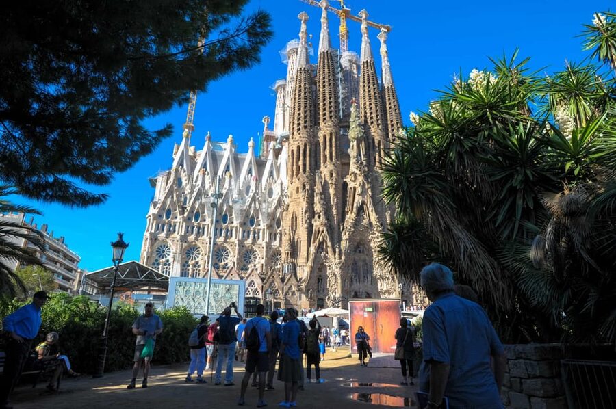 Fast Track: Sagrada Familia & Barcelona Full-Day Tour - First stop: Montjuïc, the skyline intro you will feel all day