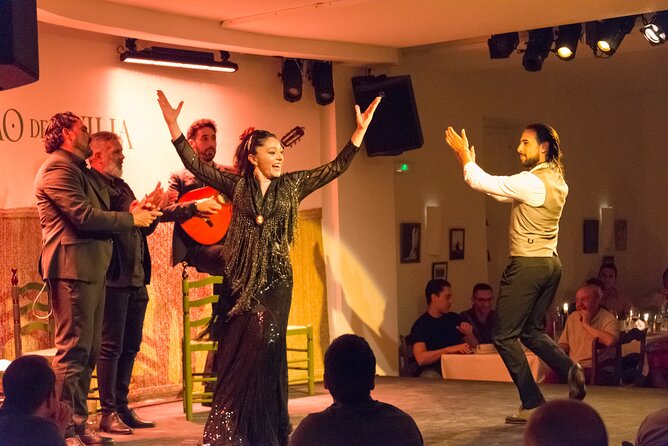 Flamenco Show at the Tablao de la Villa Madrid - Flamenco Show Format: Singing, Guitar, and Dance in One Room
