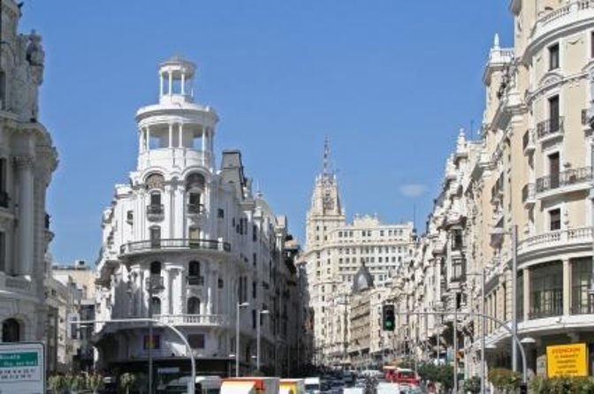 Flamenco Show & Special Menu at Torres Bermejas in Madrid - Key Things to Know Before You Go