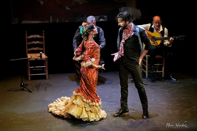 Flamenco Show Tickets to the Triana Flamenco Theater - How the performance actually moves: dance, singing, and guitar