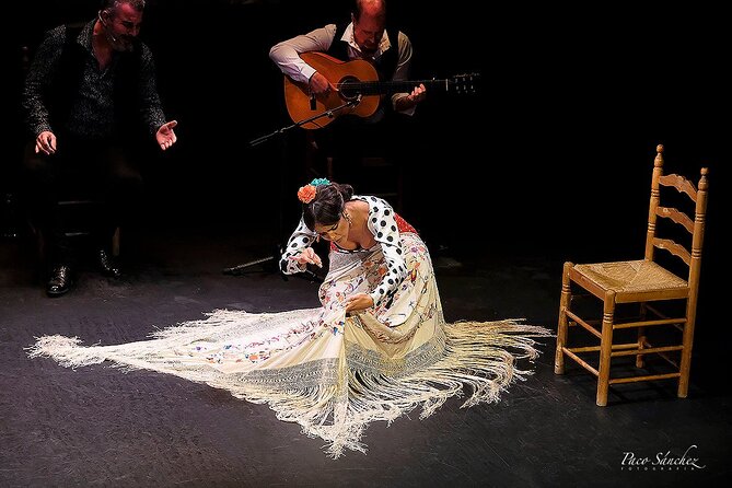 Flamenco Show Tickets to the Triana Flamenco Theater - Language and story: what to do if you don’t speak Spanish
