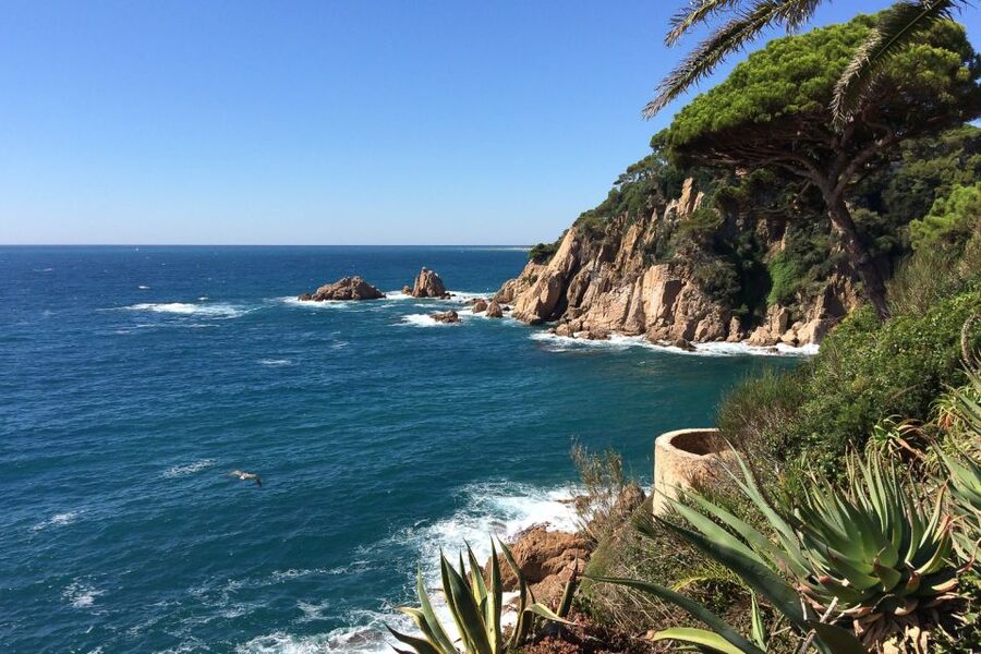 From Barcelona: Costa Brava Day Tour with Lunch - Costa Brava Day Trip Key Points Worth Getting Excited About