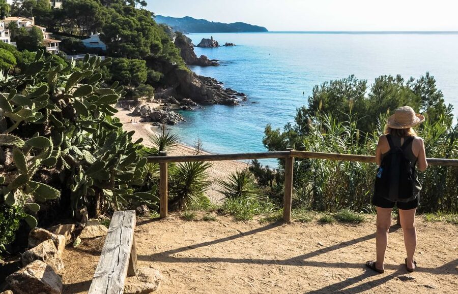 From Barcelona: Costa Brava Day Tour with Lunch - How to Spend Your Free Time in Tossa (So You Don’t Feel Rushed)