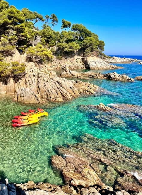 From Barcelona: Costa Brava Kayak & Snorkel Tour with Picnic - Platja d’Aro kayaking: coves, caves, and volcanic walls