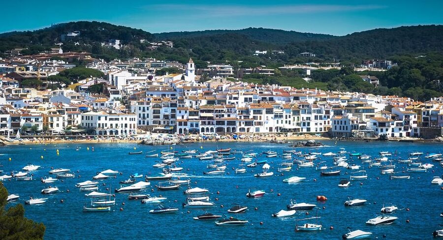 From Barcelona: Girona and Costa Brava Day Tour - Quick hits: what makes this day trip tick
