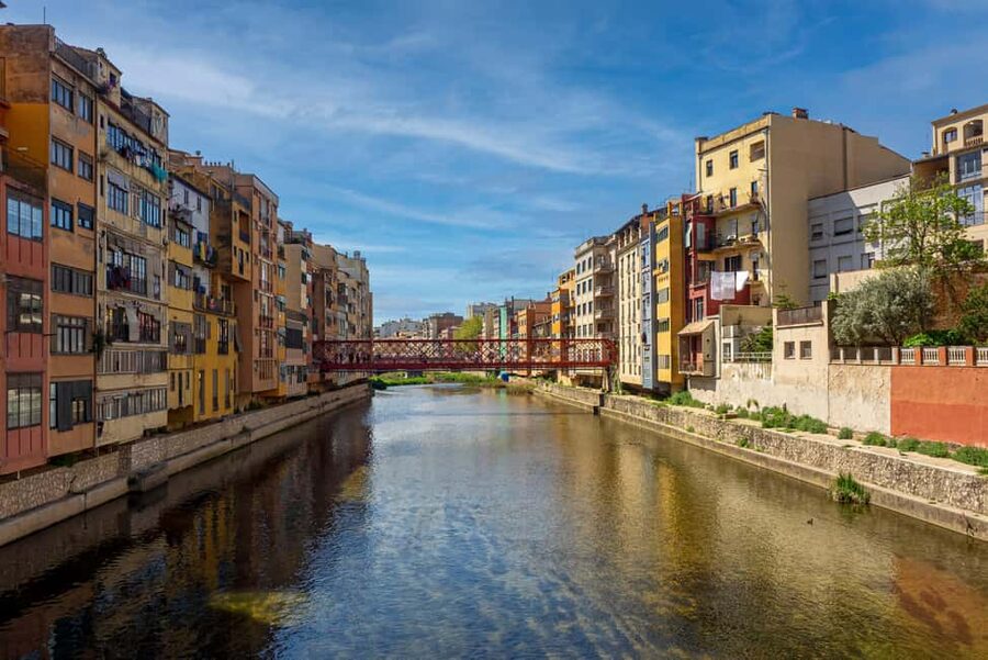 From Barcelona: Girona&Dalí Museum Day Trip with Small Group - Getting oriented in Barcelona Nord and the ride to Girona