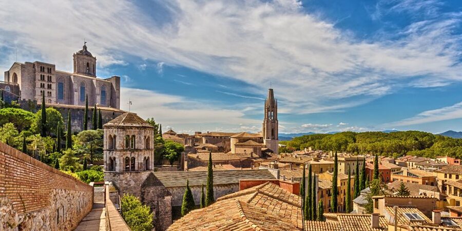 From Barcelona: Girona, Figueres, Dalí Museum, and Cadaqués - Cadaqués: white houses, sea air, and one solid swim hour