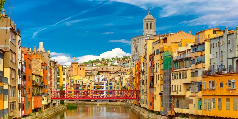 From Barcelona: Girona, Figueres, Dalí Museum, and Cadaqués - What to pack and how to make the day feel easier