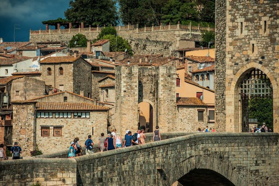 From Barcelona: Medieval Villages Day Tour - Cingles de Tavertet: The Scenic Route Before You Reach the Clifftop Village