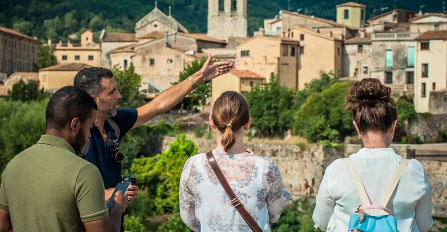 From Barcelona: Medieval Villages Day Tour - Tavertet: Preserved 17th and 18th-Century Houses and Sant Cristòfol