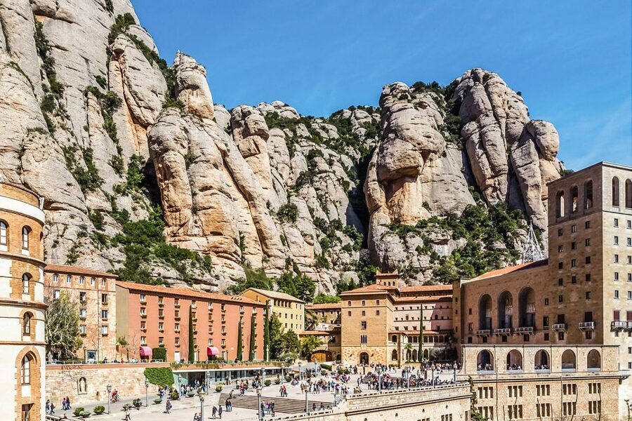 From Barcelona: Montserrat Day Trip with Optional Tickets - Why Montserrat feels worlds away from Barcelona
