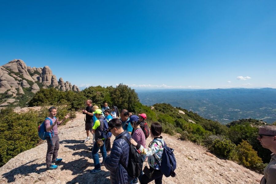 From Barcelona: Montserrat Monastery, Easy Hike, Cable Car - Key things I’d circle before you book