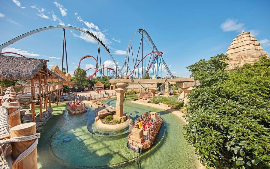 From Barcelona: PortAventura Theme Park Ticket & Transfer - PortAventura from Barcelona: how the timing really works