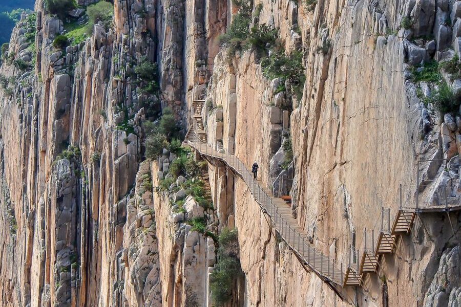 From Costa del Sol: Caminito del Rey Day Trip - Where to Eat After the Walk: End Stalls and Quick Souvenirs