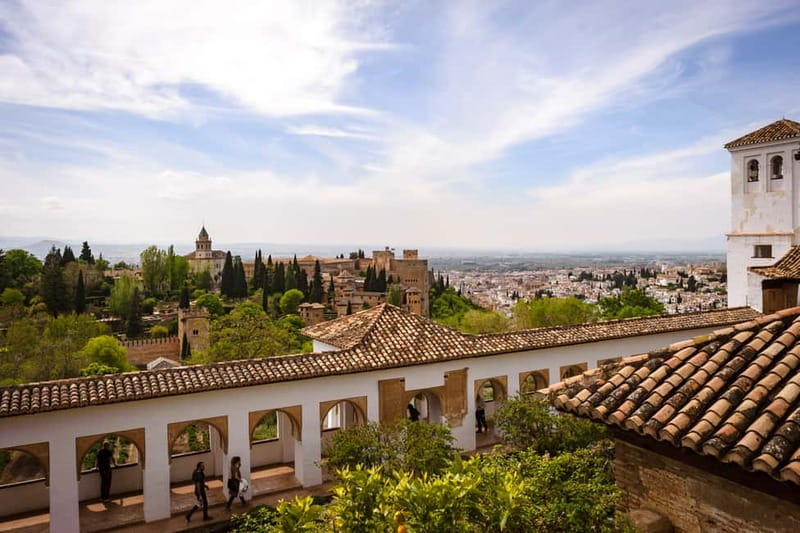 From Costa del Sol: Granada Full-Day Tour - Generalife Gardens: The Garden Half of the Story