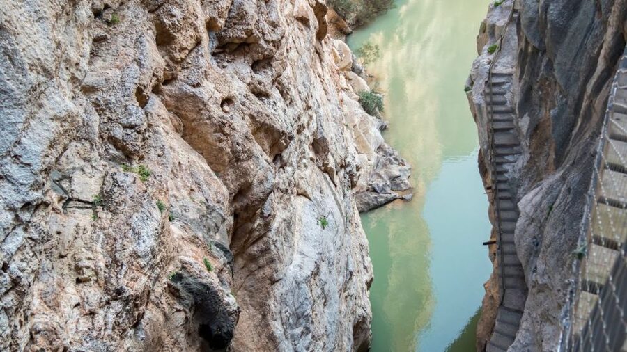 From Fuengirola: Caminito del Rey Guided Day Trip - The return to El Chorro and back to Fuengirola