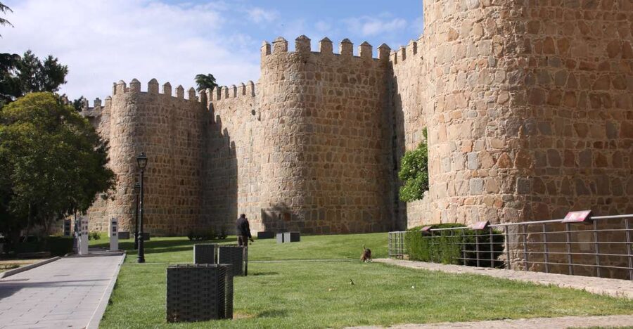 From Madrid: Avila and Segovia Full-Day Tour - Downtown Ávila: Plaza Mayor, cathedral area, and Santa Teresa exterior time